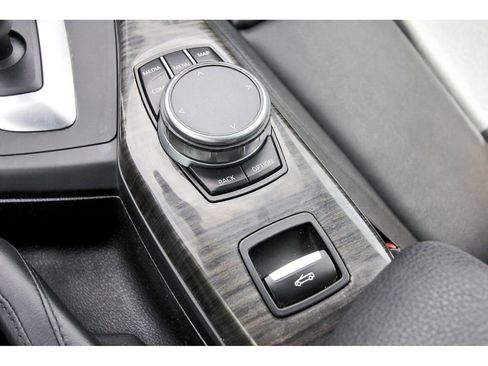Used 2020 BMW 230i Convertible w/ Premium Package RWD image 27