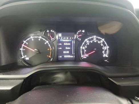 Used 2020 Toyota 4Runner Limited image 31