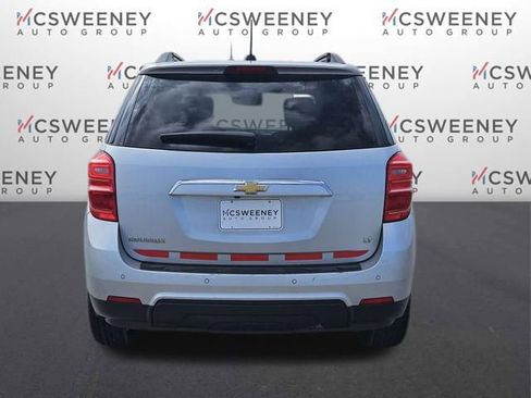 Used 2017 Chevrolet Equinox LT w/ Convenience Package FWD image 4
