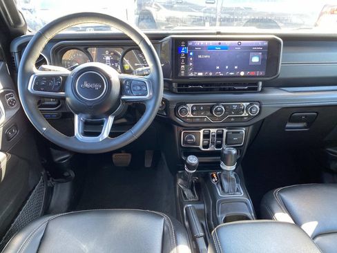 Certified 2024 Jeep Wrangler Unlimited Sahara AWD/4WD image 16