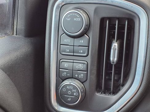 Used 2020 Chevrolet Silverado 2500 LTZ w/ LTZ Texas Edition AWD/4WD image 15