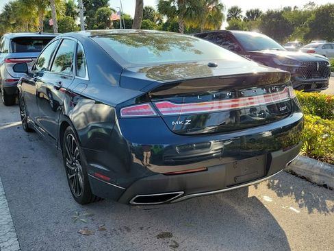 Used 2020 Lincoln MKZ Reserve FWD image 3