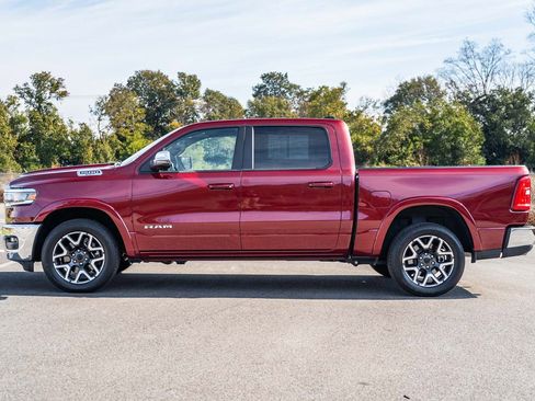 Used 2025 RAM 1500 Laramie image 4