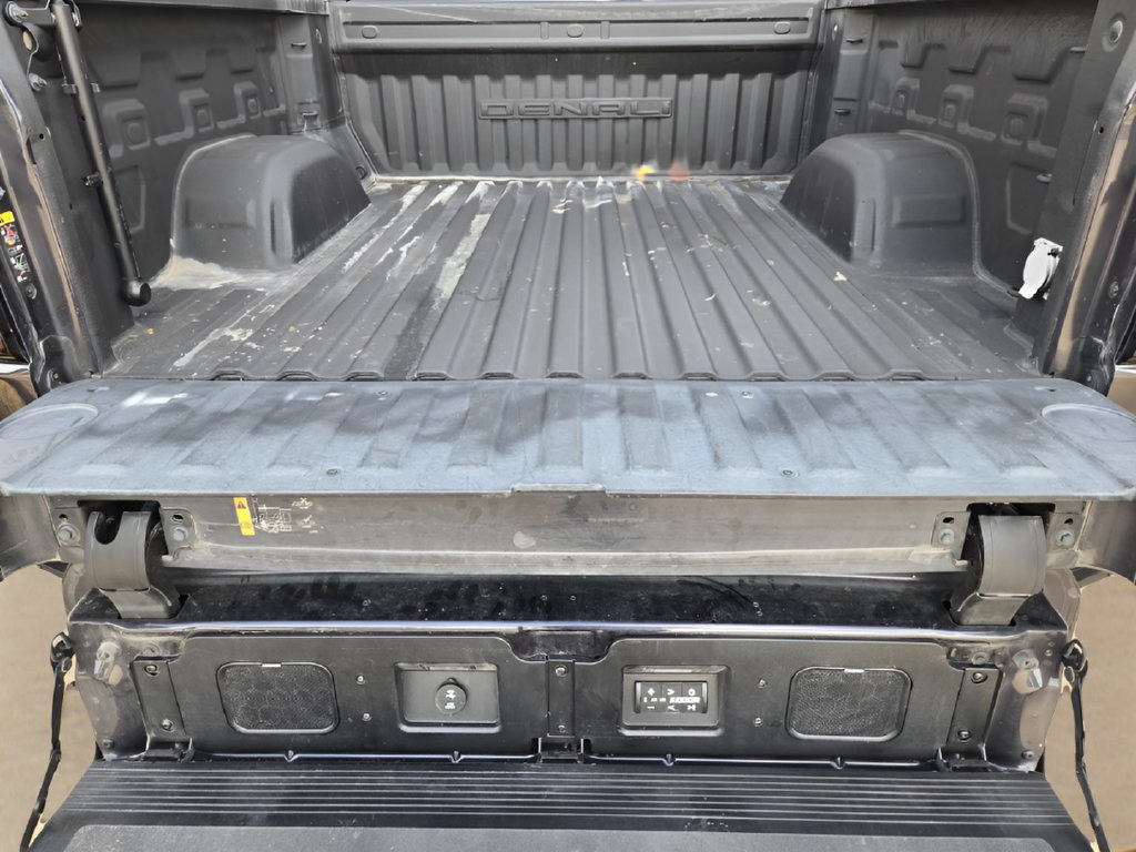 Used 2022 GMC Sierra 1500 Denali AWD/4WD image 29