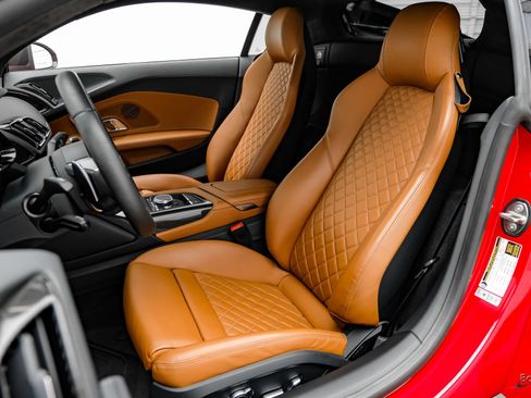 Used 2023 Audi R8 V10 performance AWD/4WD image 47