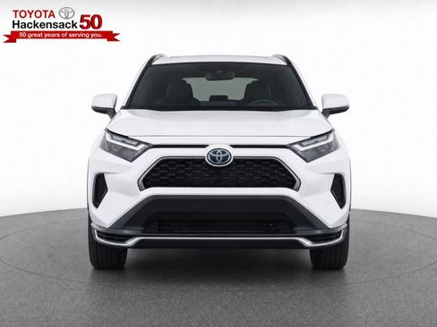 Used 2023 Toyota RAV4 SE w/ Weather & Moonroof Package AWD/4WD image 5