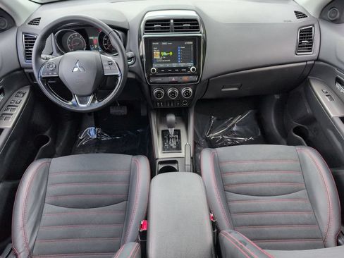 Used 2025 Mitsubishi Outlander Sport SE AWD/4WD image 25