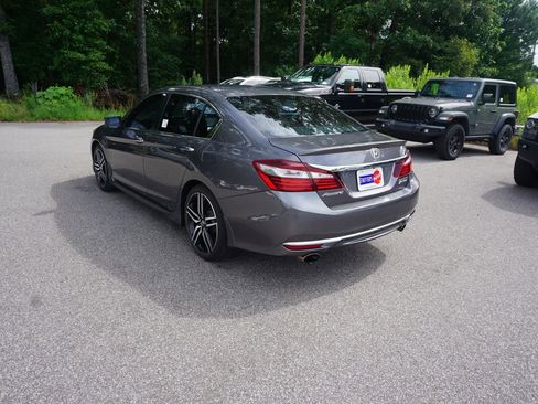 Used 2017 Honda Accord Sport Special Edition image 17