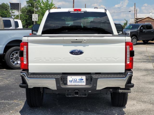 New 2026 Ford F250 Lariat w/ Chrome Package AWD/4WD image 3