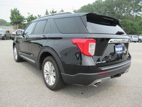Used 2023 Ford Explorer Limited w/ Limited Technology Package AWD/4WD image 7