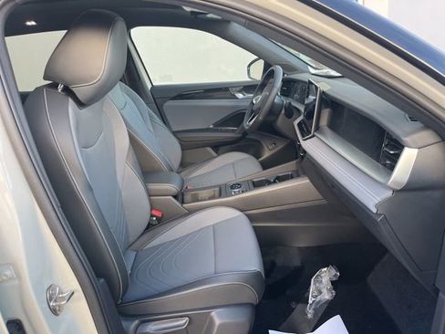 New 2026 Volkswagen Tiguan SE R-Line FWD image 30