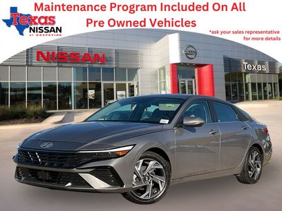 Used 2025 Hyundai Elantra Limited