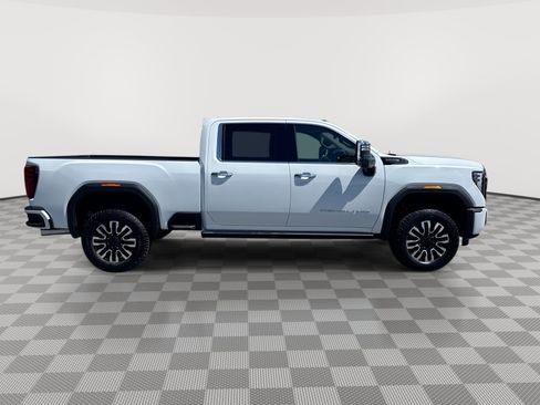New 2026 GMC Sierra 2500 Denali Ultimate AWD/4WD image 9
