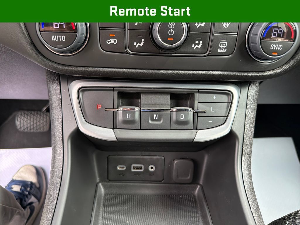 Certified 2024 GMC Terrain SLE w/ Driver Convenience Package FWD image 28
