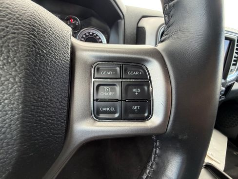 Used 2022 RAM 1500 Classic Warlock AWD/4WD image 16
