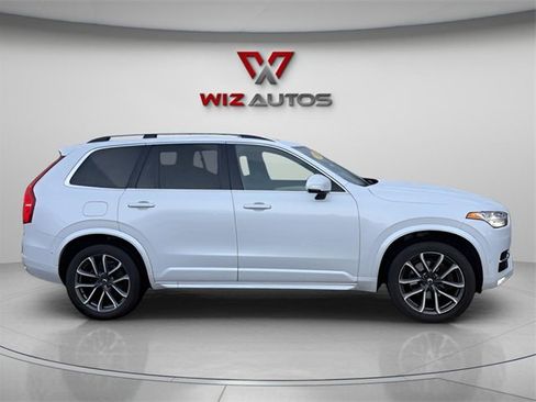 Used 2018 Volvo XC90 T5 Momentum w/ Convenience Package image 4