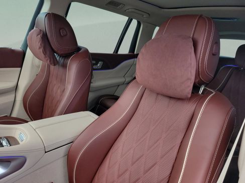 New 2026 Mercedes-Benz Maybach GLS 600 4MATIC image 17