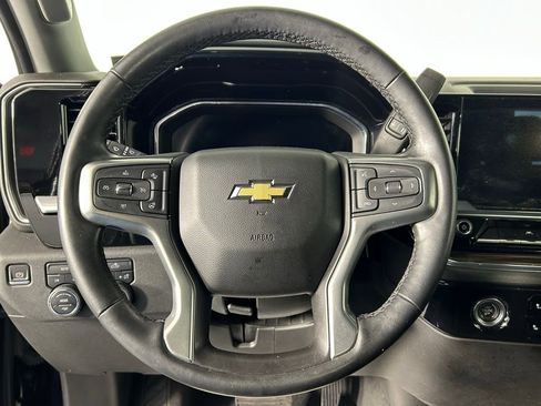 Used 2023 Chevrolet Silverado 1500 LT AWD/4WD image 23