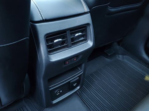 Used 2022 Ford Edge ST w/ Equipment Group 401A image 11