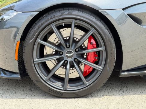 Used 2020 Aston Martin V8 Vantage Coupe RWD image 4