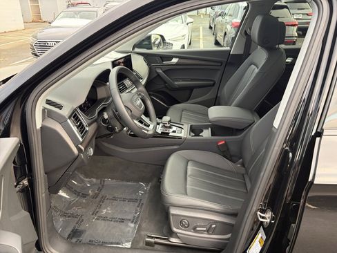 Used 2025 Audi Q5 2.0T Premium w/ Convenience Plus Package image 30