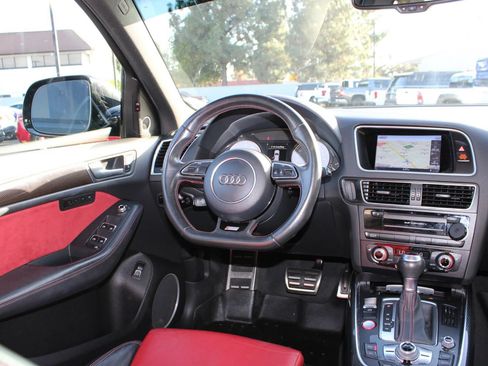 Used 2016 Audi SQ5 Premium Plus w/ Technology Package AWD/4WD image 22