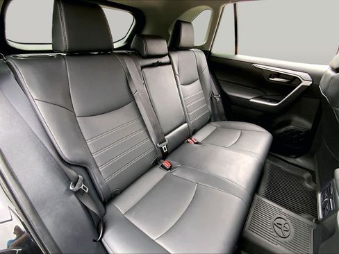 Used 2025 Toyota RAV4 XLE Premium FWD image 20