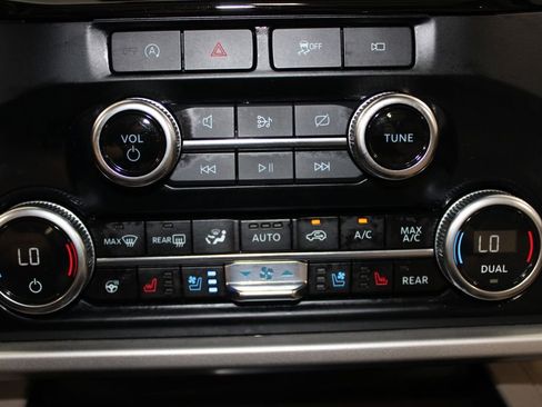 Used 2024 Ford Expedition Limited image 49