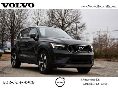 Used 2025 Volvo XC40 B5 Plus