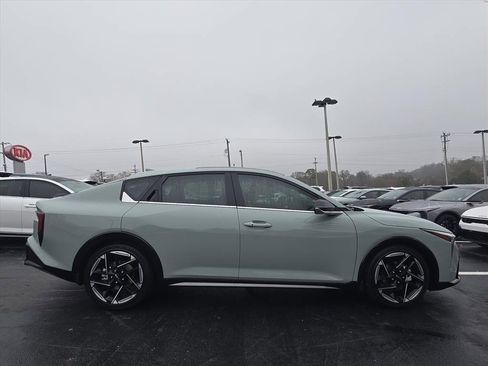 New 2025 Kia K4 GT-Line image 2