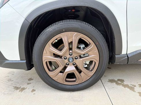 Certified 2026 Subaru Ascent Limited Bronze AWD/4WD image 10