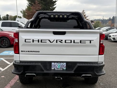 Used 2021 Chevrolet Silverado 1500 LT Trail Boss w/ LPO, Dark Essentials Package image 7