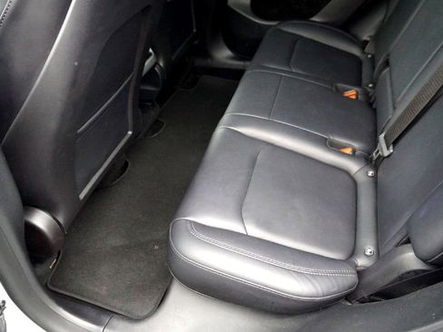 Used 2022 Tesla Model Y Performance image 22