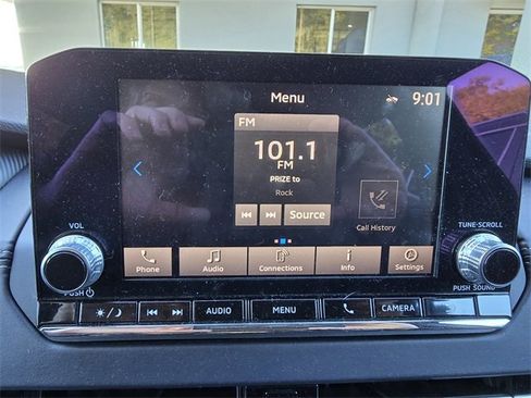 Used 2023 Mitsubishi Outlander ES image 5