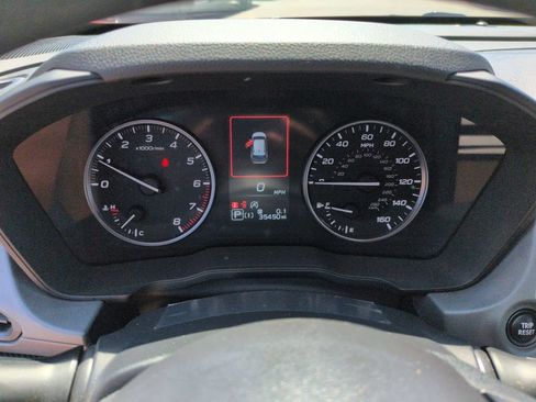 Used 2025 Subaru Crosstrek 2.5i Premium AWD/4WD image 15