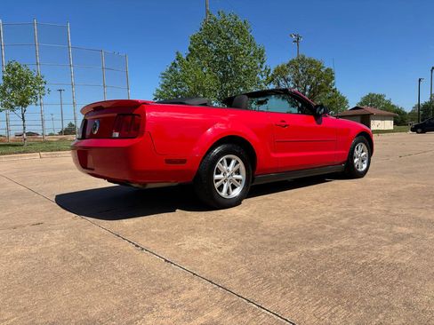 Used 2007 Ford Mustang Premium image 29