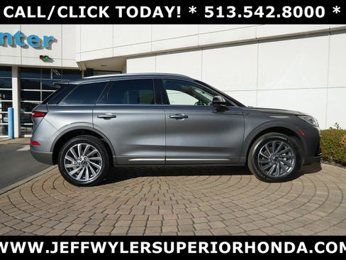 Used 2024 Lincoln Corsair Reserve w/ Equipment Group 201A image 2