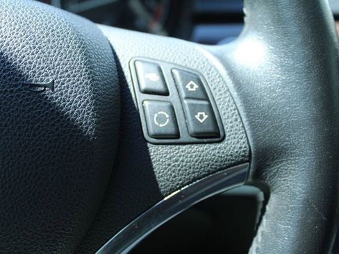 Used 2011 BMW 335i Convertible RWD image 19