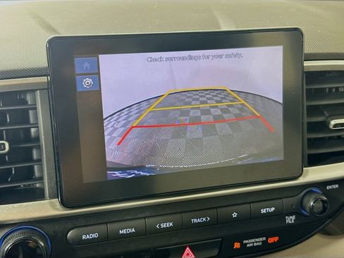 Certified 2023 Hyundai Venue SEL w/ Cargo Package FWD image 23