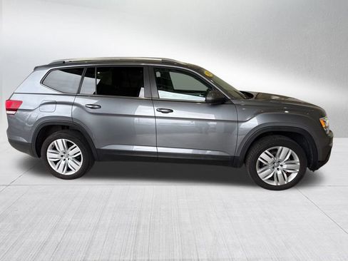 Used 2019 Volkswagen Atlas SE w/ Panoramic Sunroof Package image 7