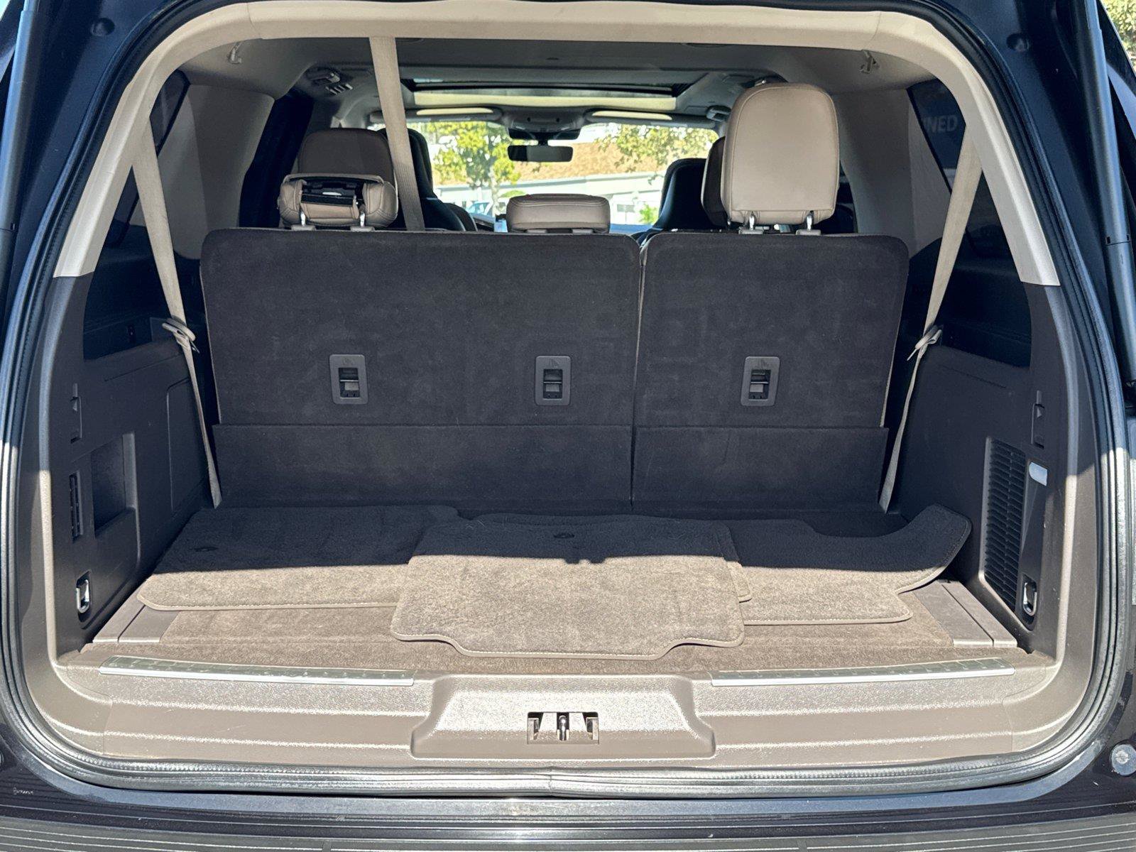 Used 2022 Lincoln Navigator L Reserve AWD/4WD image 10
