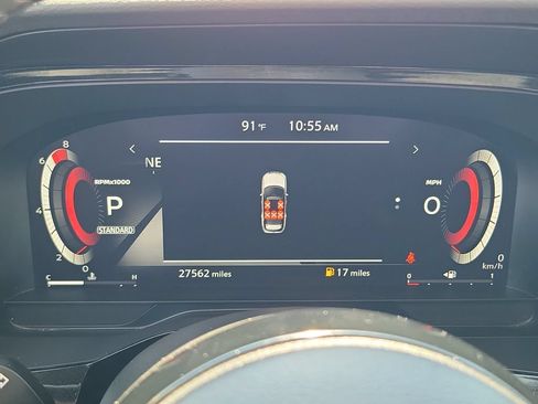 Used 2023 Nissan Pathfinder Platinum FWD image 26