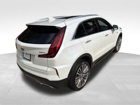 Certified 2024 Cadillac XT4 Premium Luxury AWD/4WD image 4