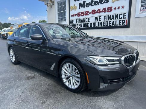 Used 2022 BMW 530i xDrive AWD/4WD image 2