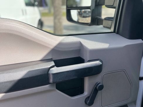 Used 2019 Ford F250 XL image 8