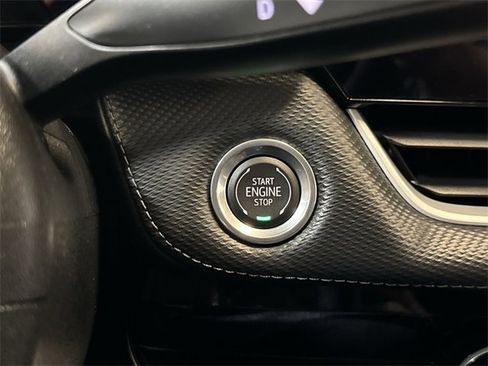 Used 2026 Chevrolet Equinox LT w/ Midnight Edition image 17