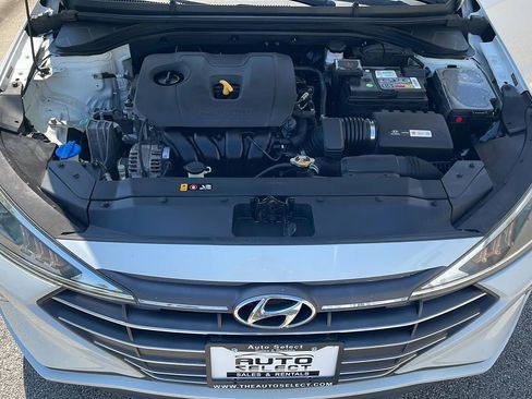 Used 2019 Hyundai Elantra Value Edition FWD image 29