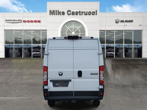 New 2026 RAM ProMaster 2500 w/ Quick Order Package 22G SLT image 5