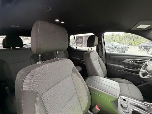 Used 2023 Chevrolet Traverse LT w/ Midnight/Sport Edition AWD/4WD image 15