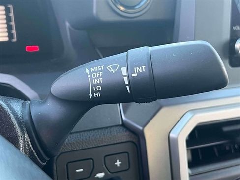 Certified 2025 Toyota Tacoma SR5 image 29